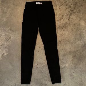 Rockstar skinny black jeans pull on